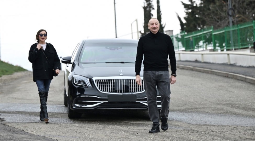 prezident-ilham-eliyev-xocavendin-xanoba-kendinde-gorulen-ishlerle-tanish-olub-yenilenibfoto