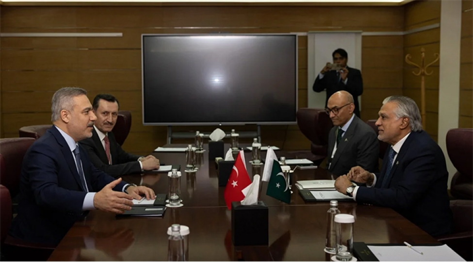 hakan-fidan-er-riyadda-pakistanli-hemkari-ile-gorushub