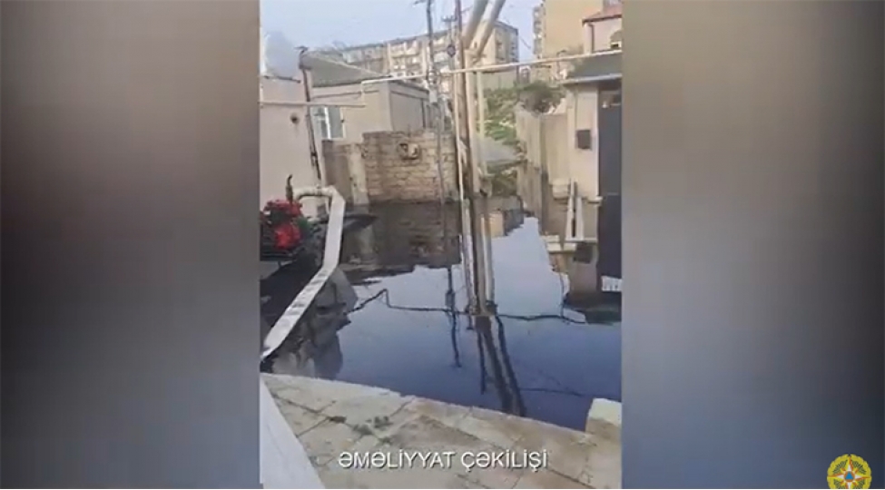 fhn-xetaide-kanalizasiya-kollektoru-chokub-bezi-evleri-su-basib