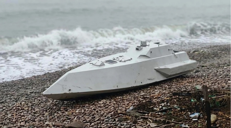 ukraynanin-rusiyaya-qarshi-istifade-etdiyi-deyilen-insansiz-deniz-vasitesi-turkiyede-sahile-chixib