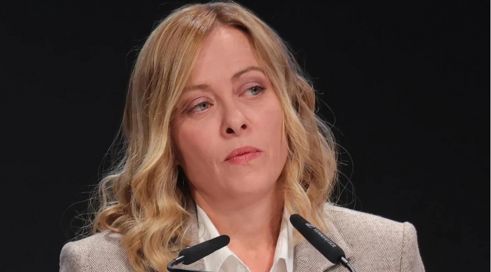 meloni-meglubiyyetini-etiraf-edib