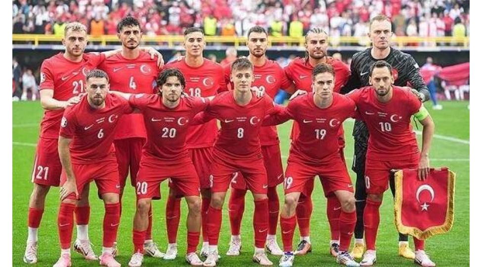 turkiyenin-finaldaki-reqibi-belli-oldu