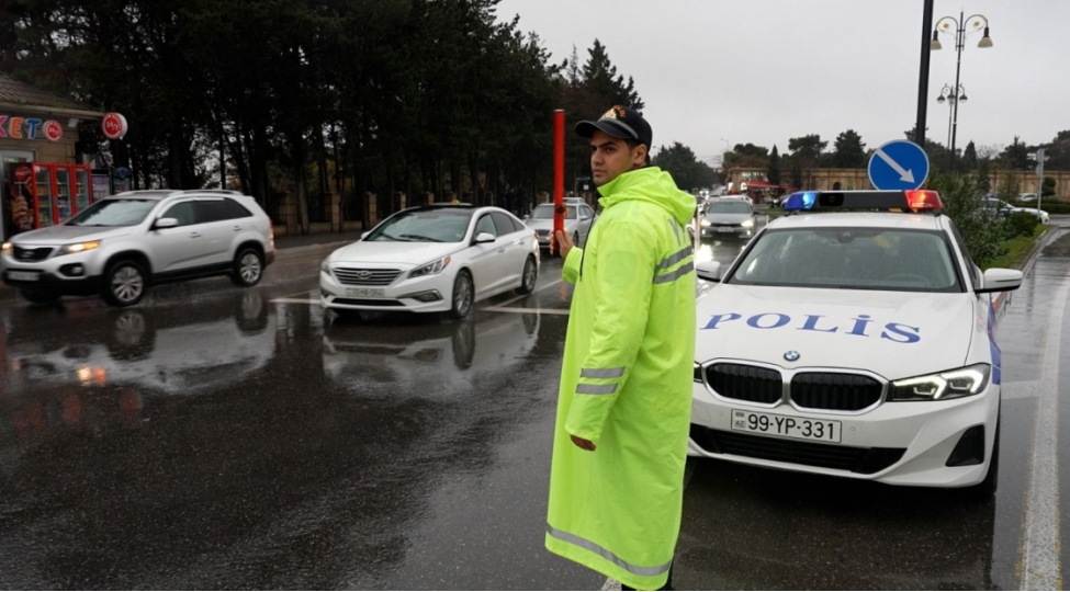 polis-yagishli-havada-fasilesiz-xidmeti-davam-etdirir