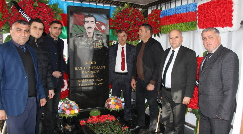 tarix-yazan-qehremanlar