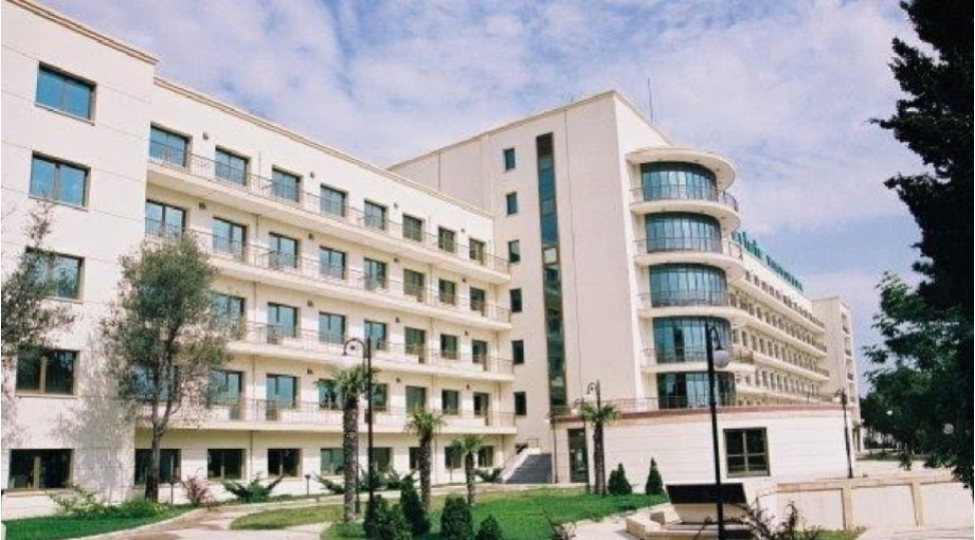 oten-ay-91-nefer-zeherlenme-ile-elaqedar-ktm-e-hospitalizasiya-edilib