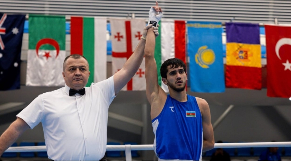 azerbaycanin-8-bokschusu-yarimfinala-yukselib