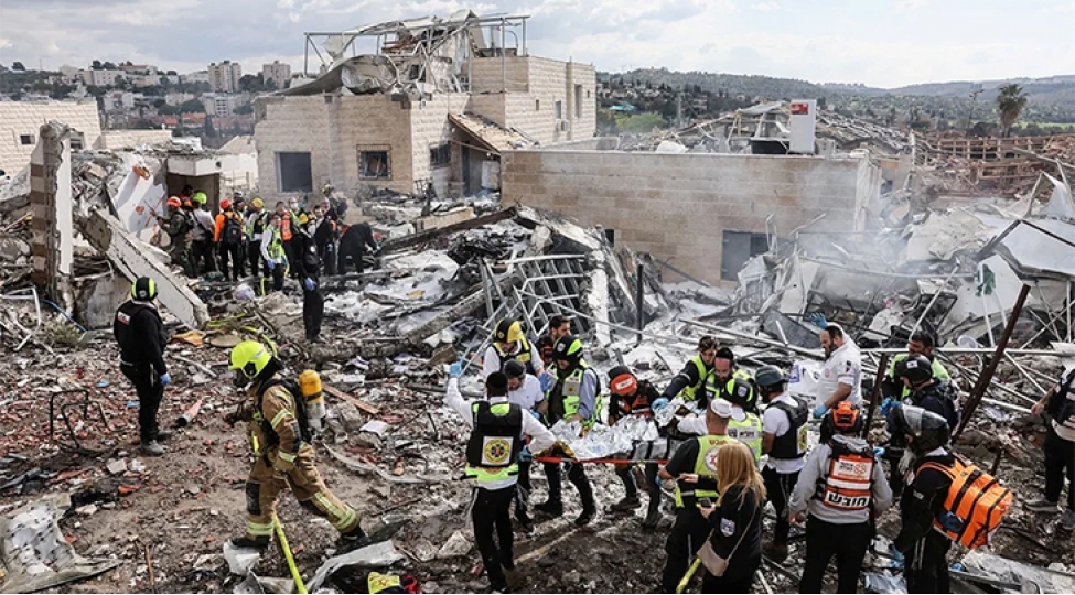 israilde-iranin-zerbeleri-neticesinde-7-minden-chox-insan-yaralanib