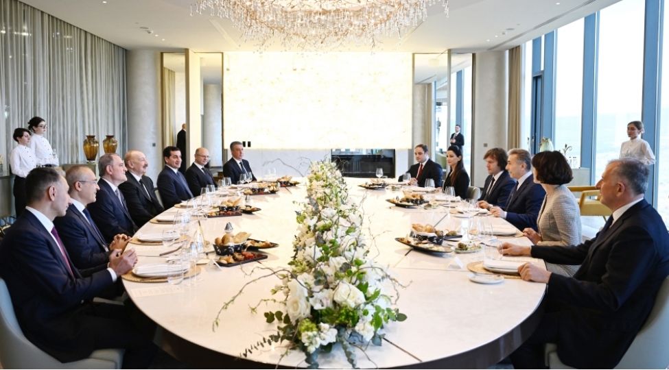 azerbaycan-respublikasinin-prezidentinin-sherefine-lanch