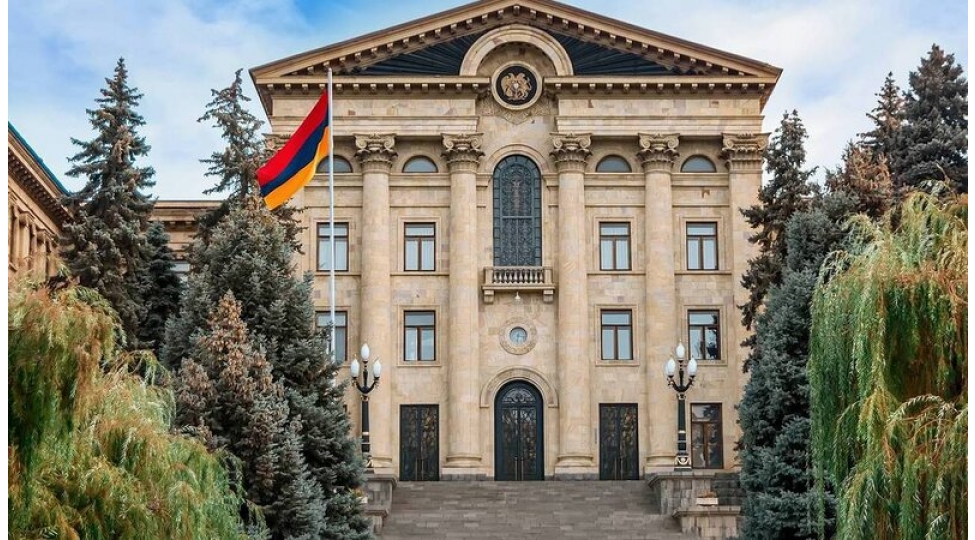 ermenistan-hakimiyyeti-sechkilere-iki-ay-qalmish-tecili-sechki-mecellesine-deyishiklikler-edir