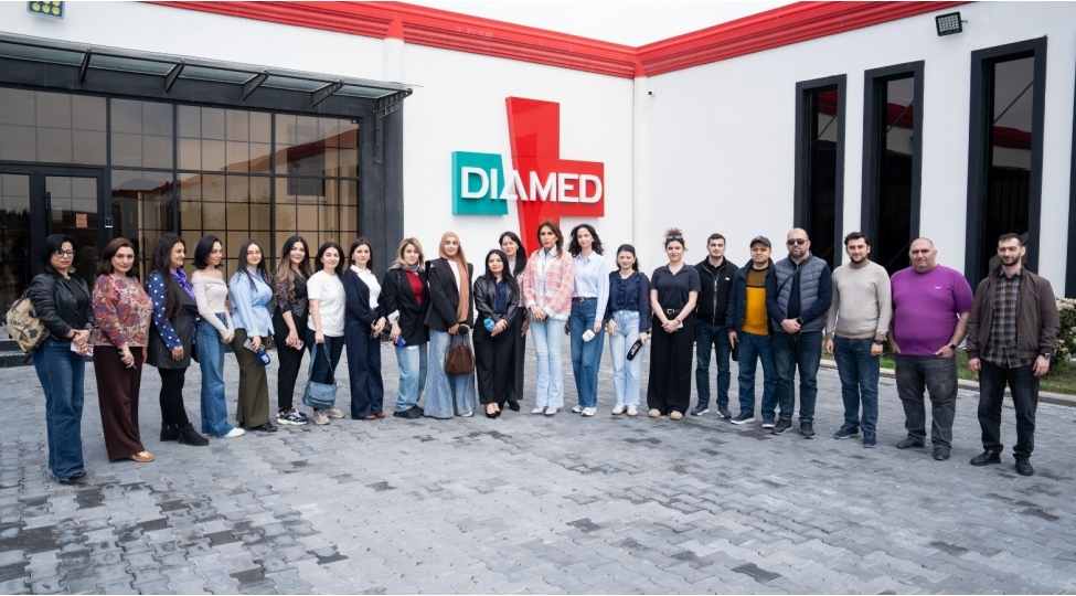 media-numayendelerinin-diamed-derman-istehsali-zavoduna-seferi-teshkil-olunub-foto