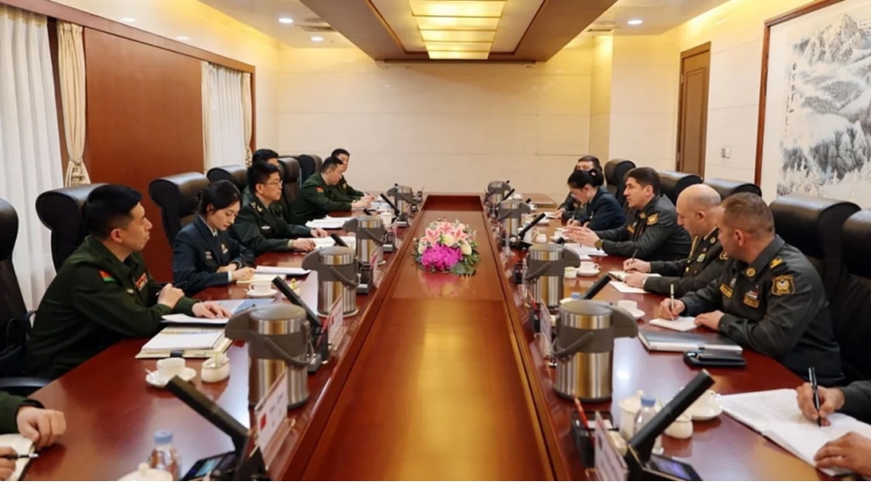 mudafie-nazirliyinin-numayende-heyeti-chine-sefer-edib