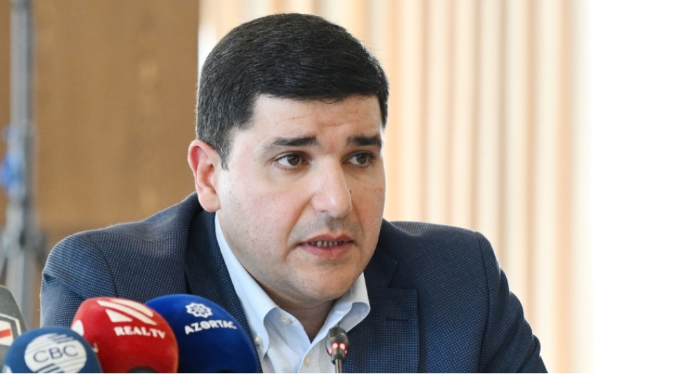 merkez-rehberi-vetendash-cemiyyetinin-gelecek-fealiyyetinin-nece-olacagi-barede-muzakire-aparilib