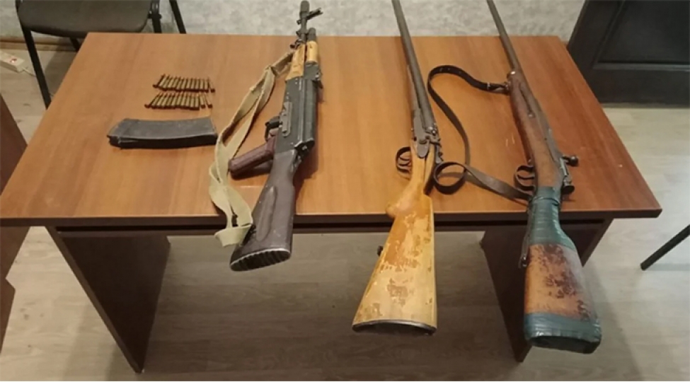 oten-gun-azerbaycanda-11-qanunsuz-silah-ashkarlanib