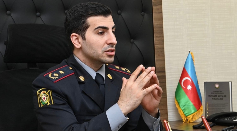 rovshen-tagiyev-sukan-arxasinda-telefondan-istifade-etdiyin-an-tehluke-bashlayir