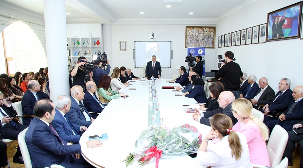 amea-da-professor-cefer-ceferovun-95-illik-yubileyi-qeyd-olunub