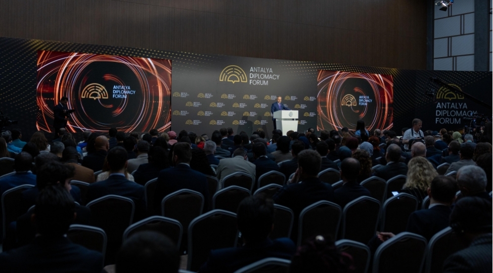 antalya-diplomatiya-forumu-basha-chatib-2