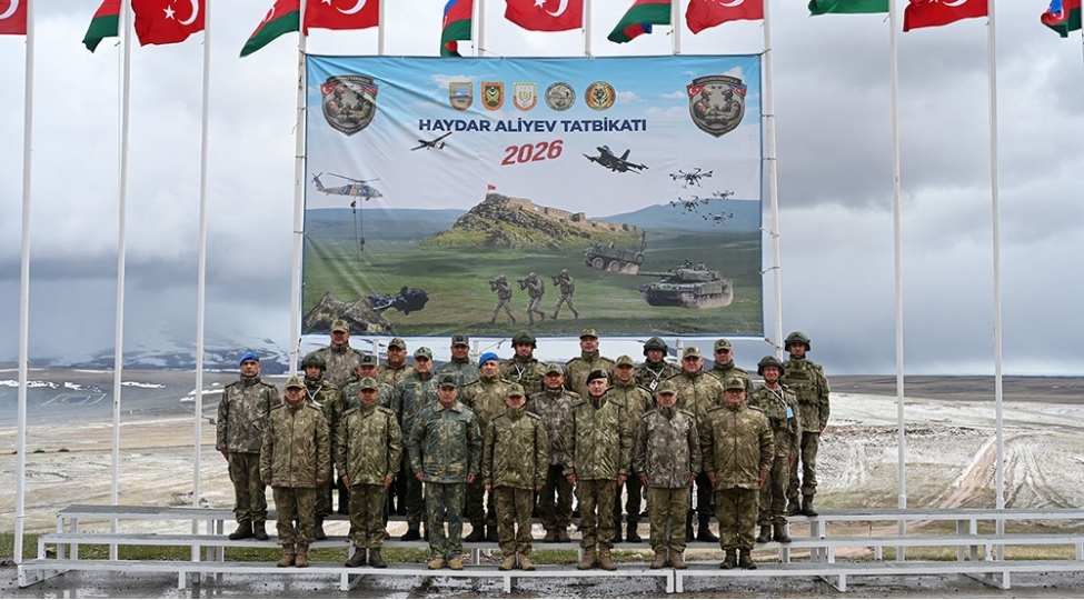 elahidde-umumqoshun-ordunun-herbi-qulluqchulari-heyder-eliyev-2026-birge-teliminde-yuksek-peshekarliq-numayish-etdiribler