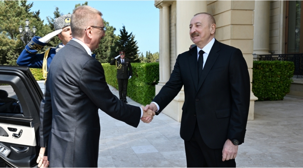 latviya-prezidentinin-resmi-qarshilanma-merasimi-fotolar