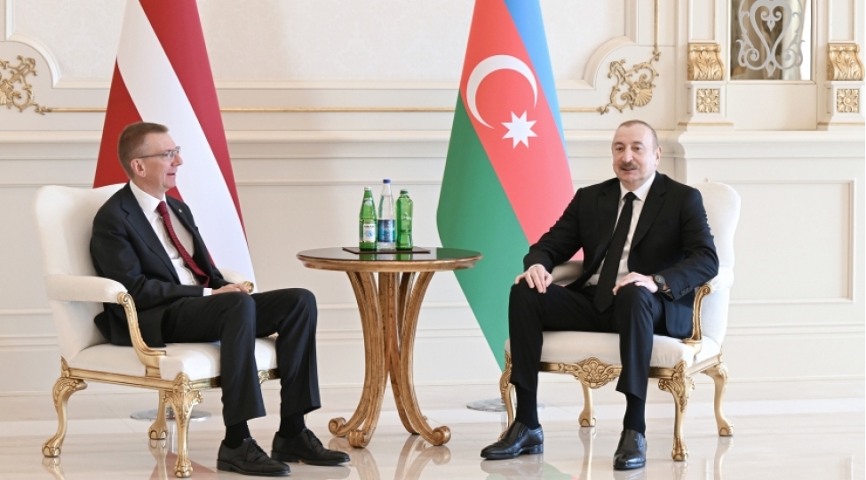 azerbaycan-prezidenti-ilham-eliyevin-latviya-prezidenti-ile-tekbetek-gorushu-olub