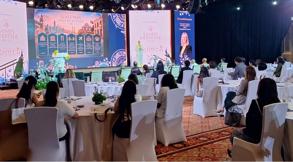 azerbaycan-makaoda-kechirilen-konqresde-turizm-imkanlarini-teqdim-edib