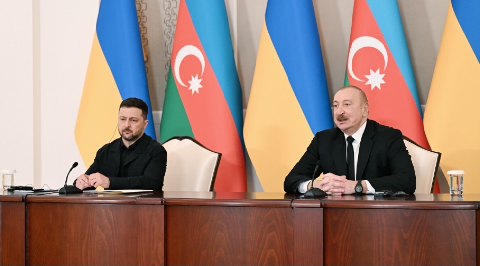 azerbaycan-ve-ukrayna-prezidentleri-metbuata-beyanatlarla-chixish-edibler