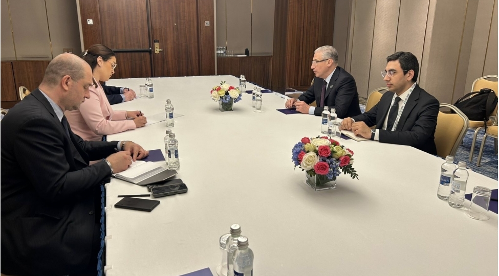 azerbaycanla-serbiya-arasinda-ikiterefli-emekdashliq-muzakire-edilib