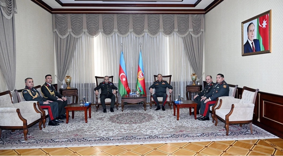 turkiyenin-quru-qoshunlari-komandani-azerbaycanda-resmi-seferdedir