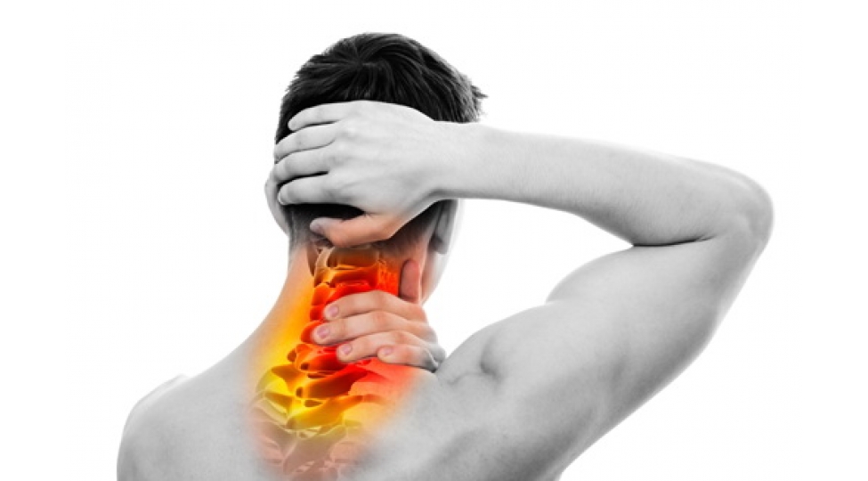 bel-ve-boyun-agrilari-tehluke-siqnalidir