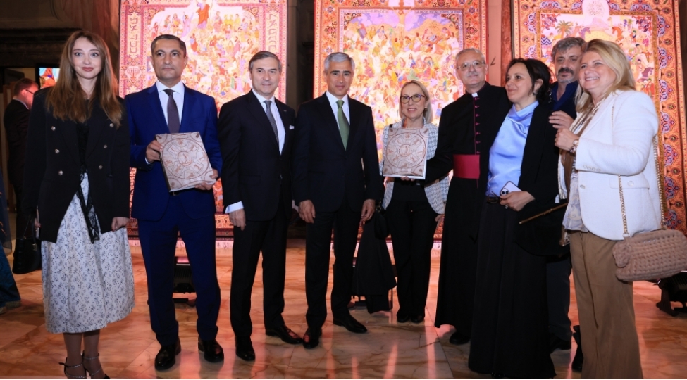 vatikanda-heyder-eliyev-fondu-ile-birge-layihelerin-teqdimatina-hesr-olunan-tedbir-kechirilib