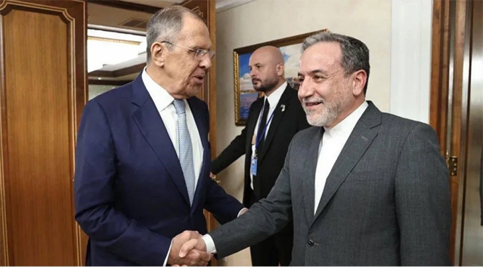 eraqchi-lavrov-ile-absh-iran-danishiqlarini-muzakire-edib