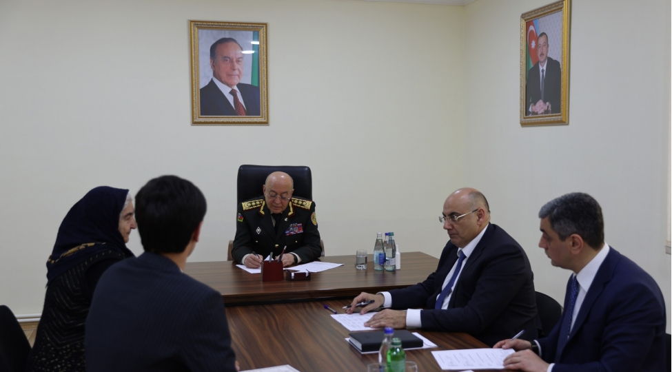 fovqelade-hallar-naziri-kemaleddin-heyderov-xankendi-sheherinde-vetendashlari-qebul-edib