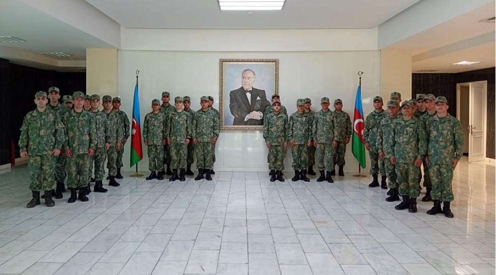 azerbaycan-ordusunda-umummilli-lider-heyder-eliyevin-anadan-olmasinin-103-cu-ildonumu-qeyd-edilib