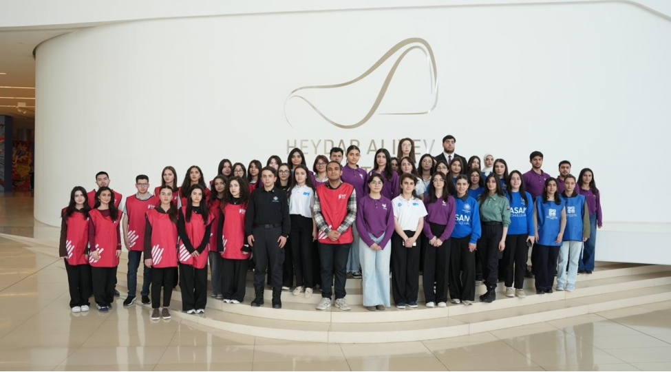 azerbaycan-konullu-teshkilatlari-ittifaqi-ulu-onder-heyder-eliyevin-103-cu-ildonumu-munasibetile-silsile-tedbirler-heyata-kechirib