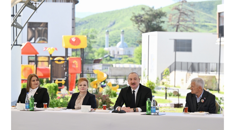 prezident-ilham-eliyev-bu-gun-azerbaycana-artan-beynelxalq-hormetin-sebeblerini-achiqlayib