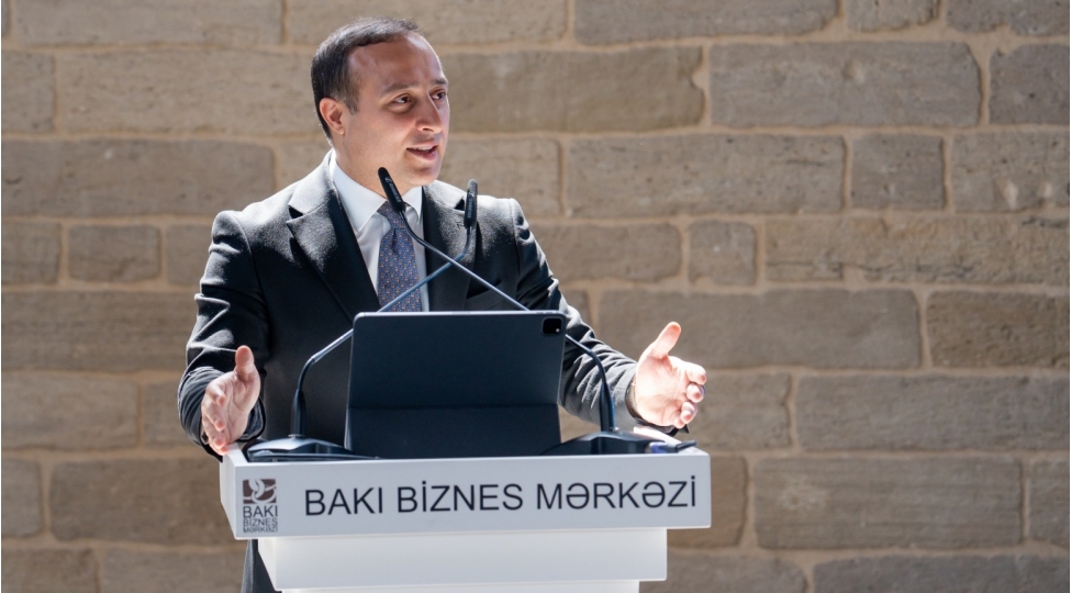 agilli-sheherler-dayaniqli-gelecek-sheher-transformasiyasinda-suni-intellekt-ve-eshyalarin-interneti-adli-4sim-talks-tedbiri-kechirilib