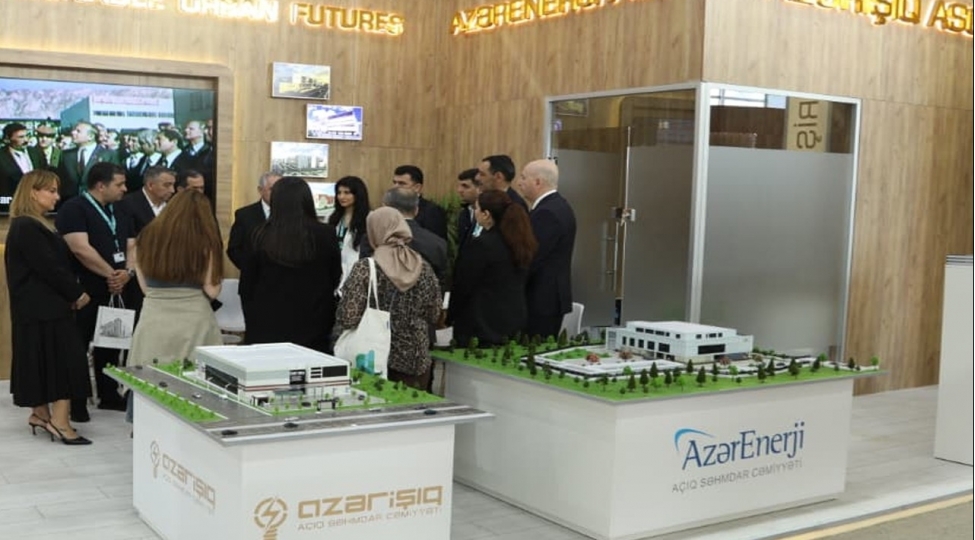 azerenerji-ve-azerishiq-wuf13-de-iki-muhum-neshrin-teqdimatini-kechirib