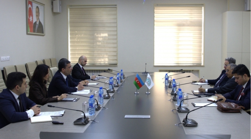 azerbaycan-ve-d-8-arasinda-media-savadliligi-ve-informasiya-tehlukesizliyi-uzre-emekdashliq-genishlenir
