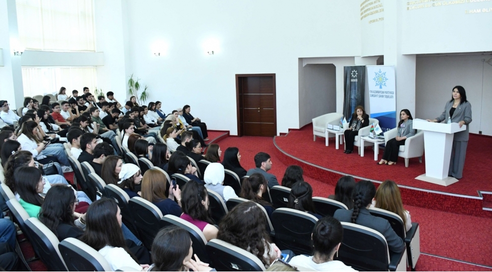 shehersalma-ve-memarliq-ili-cherchivesinde-sumqayitda-geleceye-korpu-qururuq-adli-tedbir-kechirilib