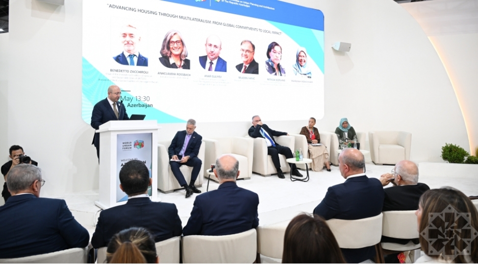 wuf13-multiterefli-emekdashliq-vasitesile-menzil-siyasetinin-inkishafi-qlobal-ohdeliklerden-yerli-tesire-movzusunda-sessiya-yekunlashib