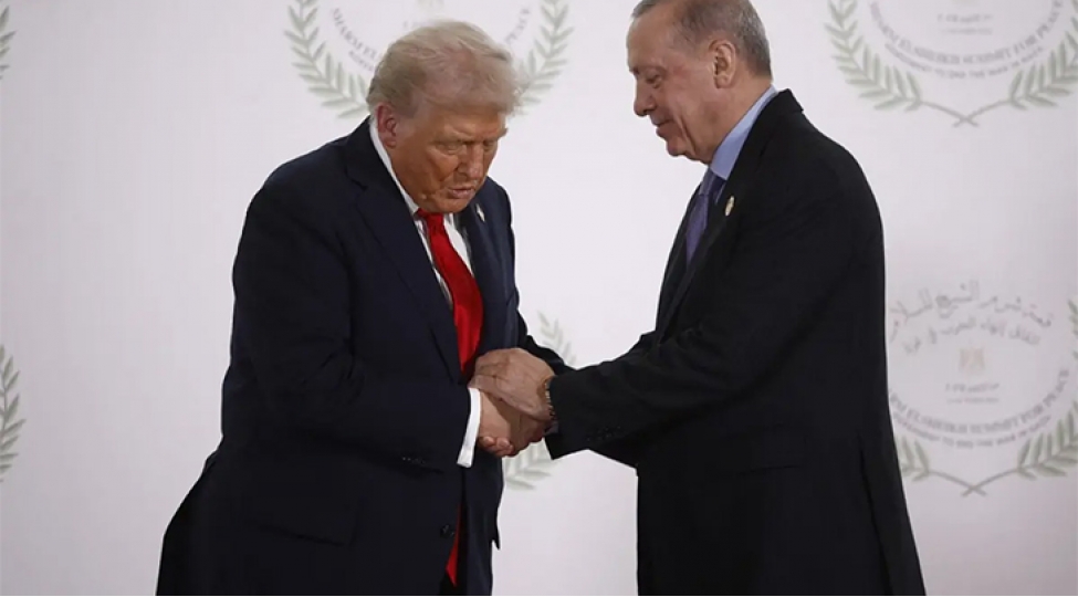 erdogan-trampla-telefon-danishigi-aparib