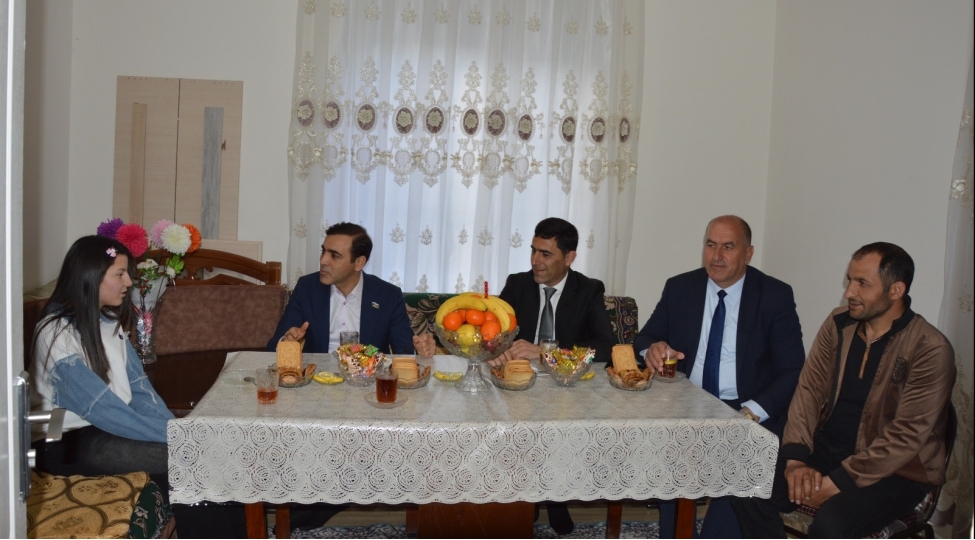 anar-memmedov-agderede-kend-sakinlerini-ziyaret-edib