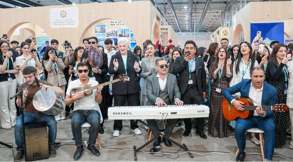 wuf13-de-dost-inkluziv-inkishaf-ve-yaradiciliq-merkezinin-bugunku-teqdimat-ve-proqramlari-da-maraqla-qarshilanib