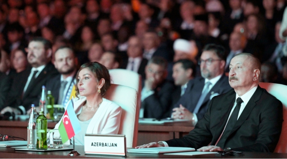 azerbaycan-ugurlu-qlobal-choxterefli-dialoq-platformasidir-tehlil