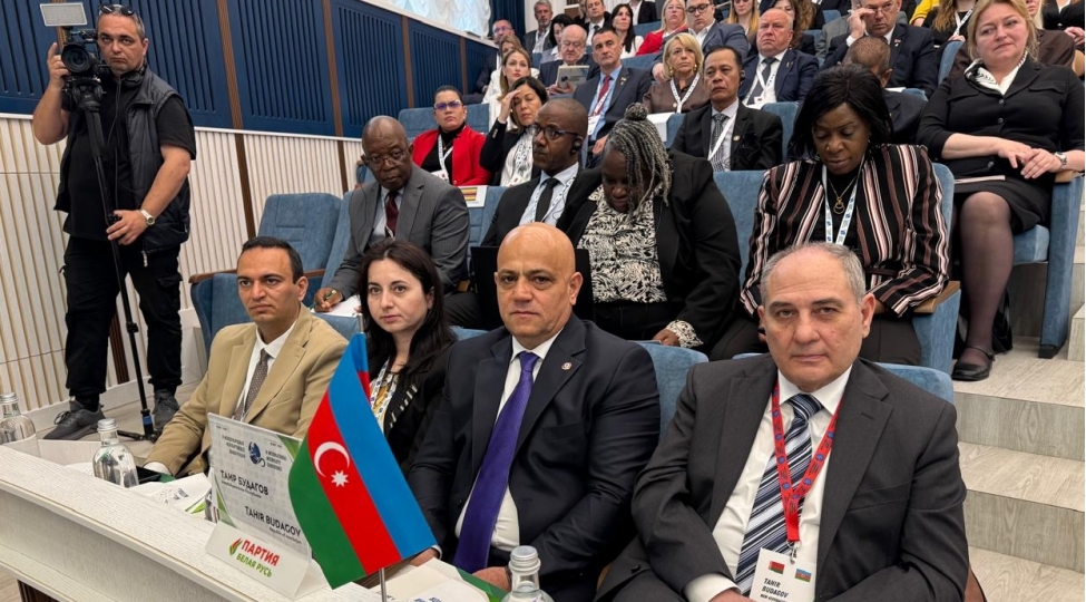 yeni-azerbaycan-partiyasinin-numayende-heyeti-belarusda-seferde-olub-foto