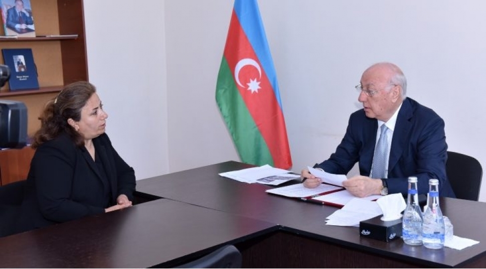 sumqayitda-novbeti-seyyar-qebul-vetendashlarin-muracietleri-dinlenilib