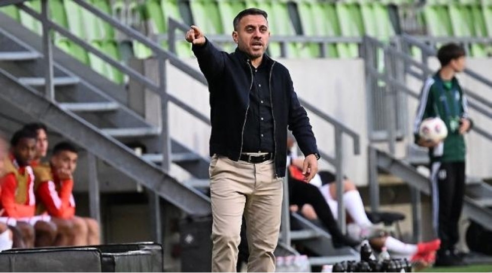 ayxan-abbasov-o-futbolchulari-milliden-kenarlashdirdi