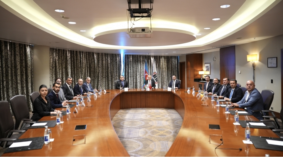 vekiller-kollegiyasinin-rehberliyi-turkiyenin-qars-barosu-ve-eskishehir-barosunun-numayende-heyetleri-ile-gorushub-foto