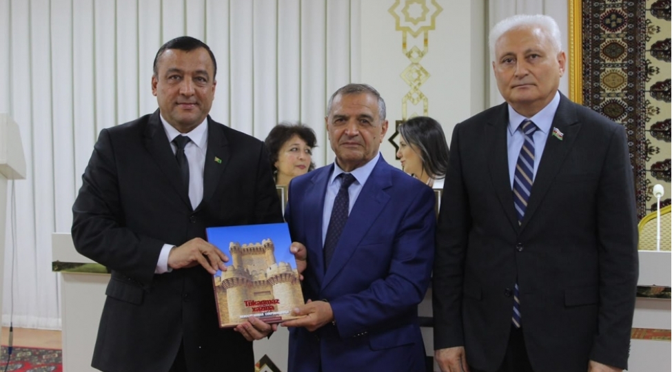 ashqabadda-ecemi-naxchivaninin-900-illiyi-qeyd-olunub
