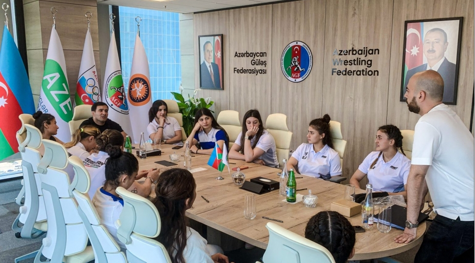 milli-komanda-uzvleri-yeni-antidopinq-qaydalariyla-tanish-olub