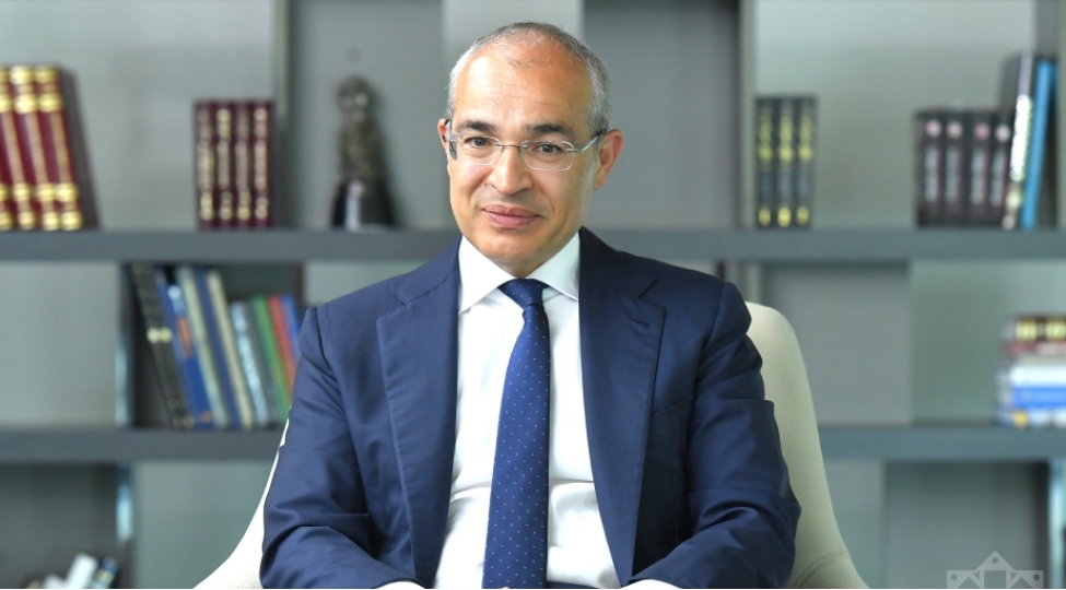 iqtisadiyyat-naziri-mikayil-cabbarov-itv-ye-ve-azertac-a-musahibe-verib
